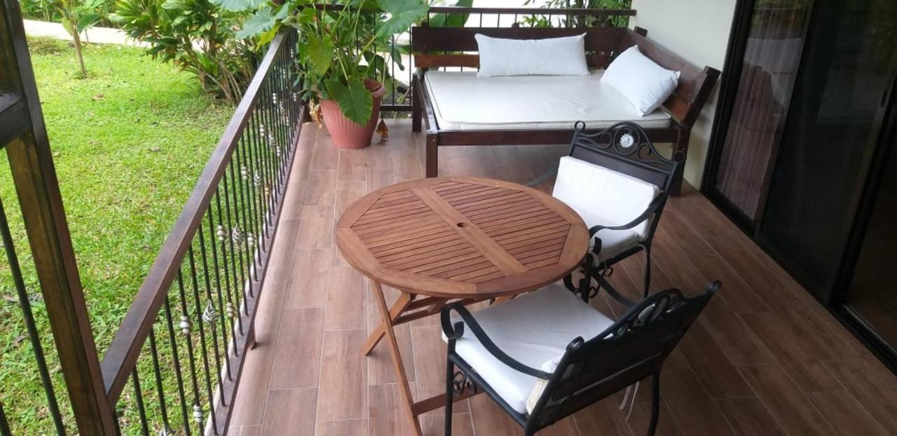 Tropical Suites & Villas La Fortuna Exterior photo